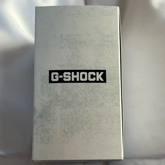 G-SHOCK Move White Women's Watch - Picture 4 of 6